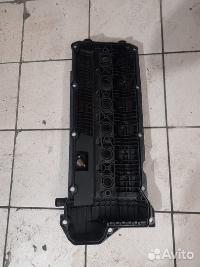 Крышка клапанов BMW 5 series