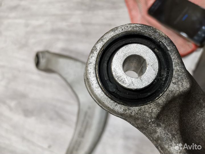 Рычаг задний верхний левый Audi A4 B8 2008-2012