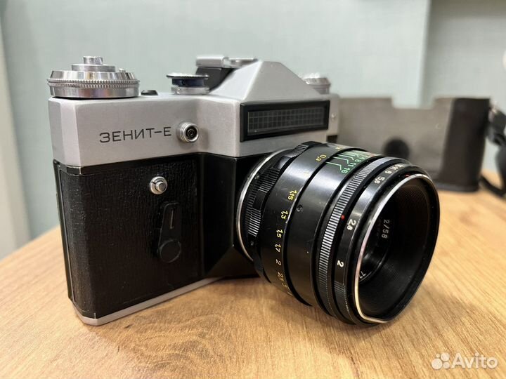 Фотоаппарат Зенит Е пленочный + Гелиос 44