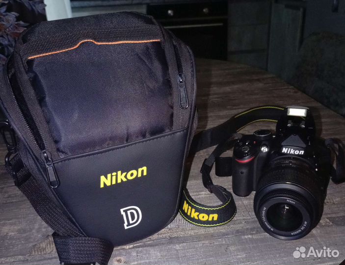 Зеркальный фотоаппарат Nikon