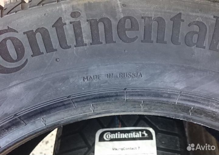 Continental ContiVikingContact 7 215/50 R17 95T