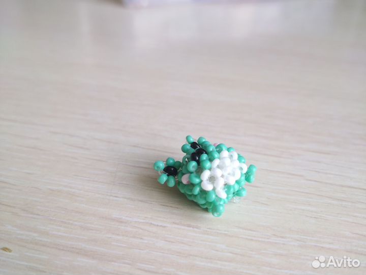 Бокс из бисера