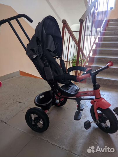 Детский велосипед трёхколёсный