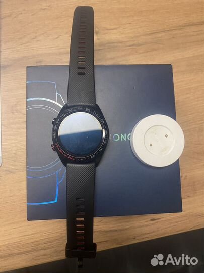Смарт часы honor watch magic