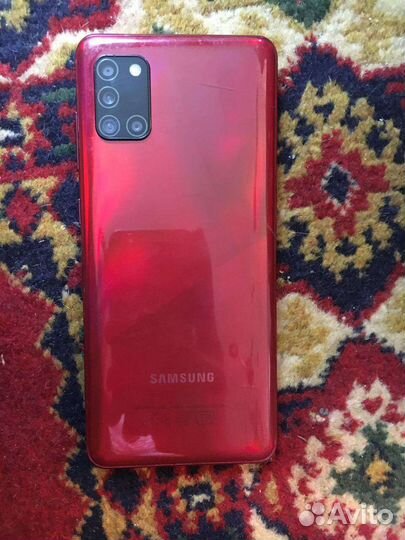 Телефон Samsung А 31