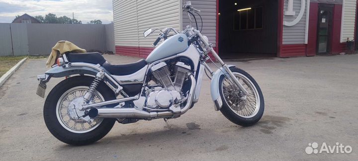 Suzuki intruder limited edition vs750