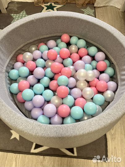 Сухой бассейн шариками