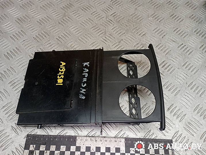 Подстаканник Mitsubishi Carisma рест. 2004