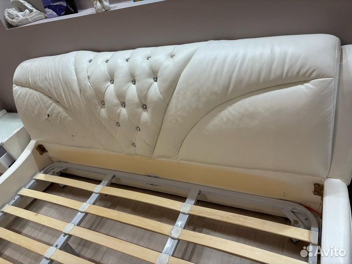 Кровать двухспальная 180 на 200 бу