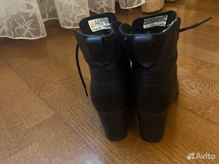 Ботинки женские Timberland 38,5