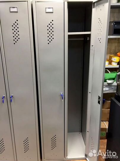 Шкаф металлический для одежды