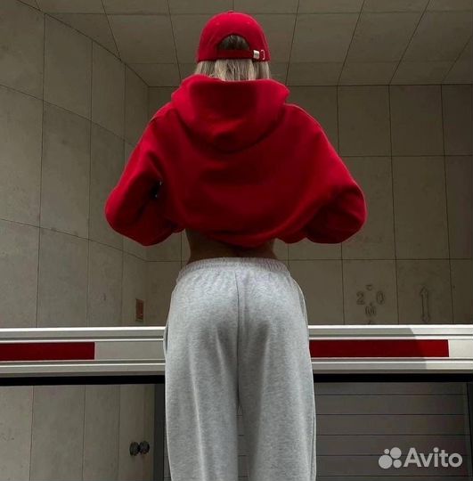 Костюм женский