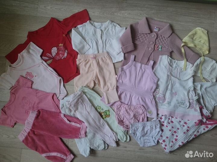 Пакет вещей для новорождённой девочки