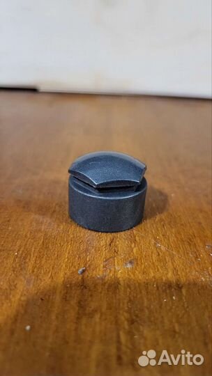 Заглушки колёсных болтов VAG VAG 8D0012244A ориг