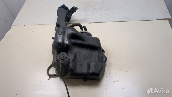 Бачок омывателя Mercedes E W212, 2011