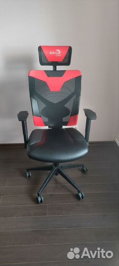 Игровое компьютерное кресло Aerocool