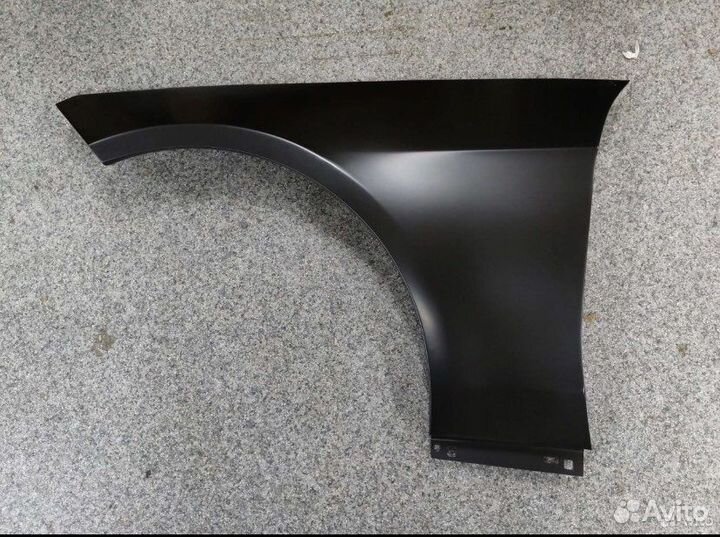 Крыло левое переднее w212Крыло
