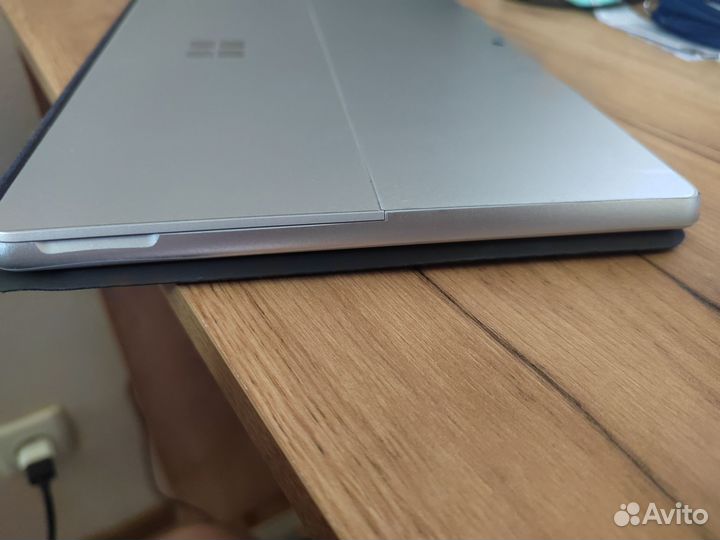 Microsoft surface go 2