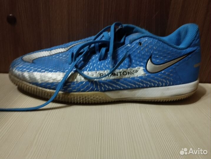 Футзалки nike phantom 37 размер