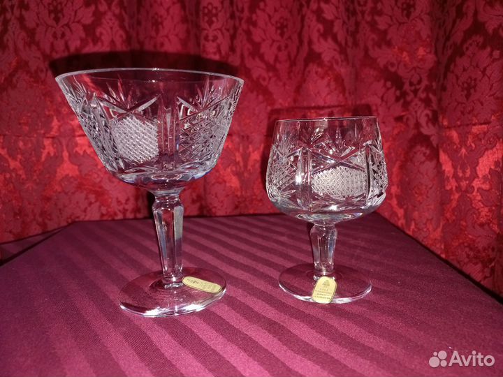 Новые хрустальные шампанки,бокалы гдр
