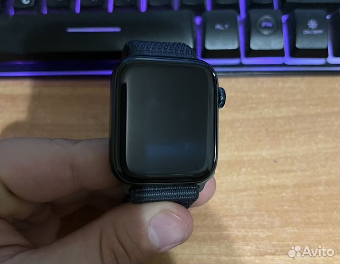Apple watch se 2 (44 mm)