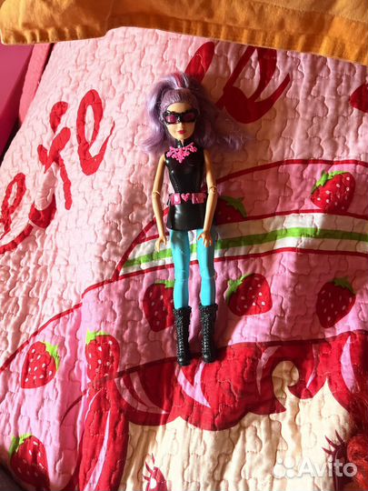 Кукла барби