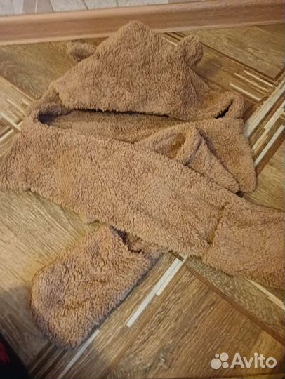 Женская шапка -шарф с ушками и ворежками