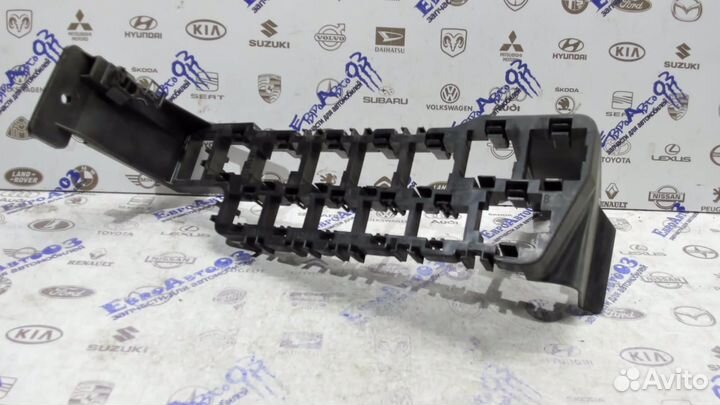 Блок предохранителей Volkswagen Passat B5 2000-200