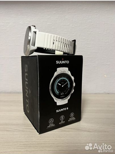 Часы Suunto 9