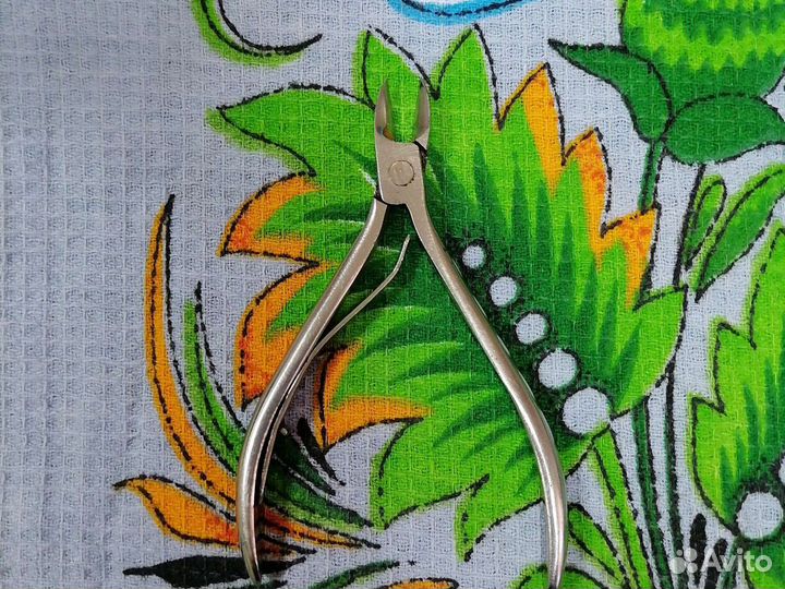 Кусачки ногтевые