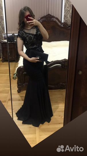 Вечернее платье