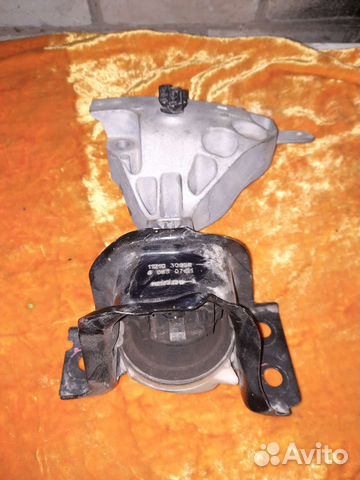 Подушка двигателя рено Дастер