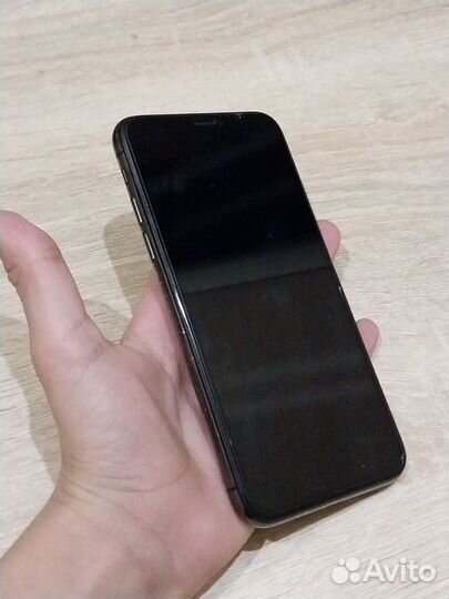 iPhone X, 64 ГБ