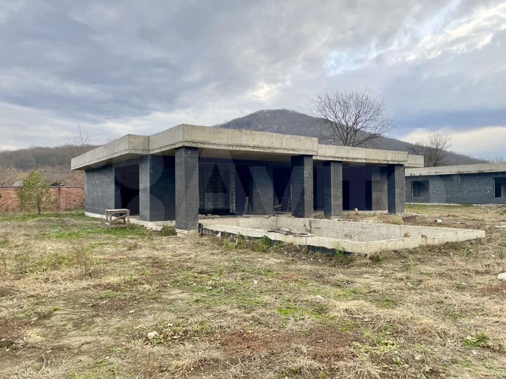 Дом 270 м² на участке 15 сот.