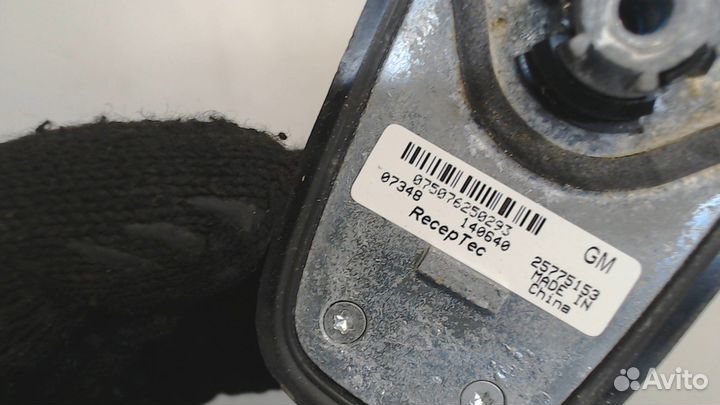 Антенна Cadillac STS, 2008