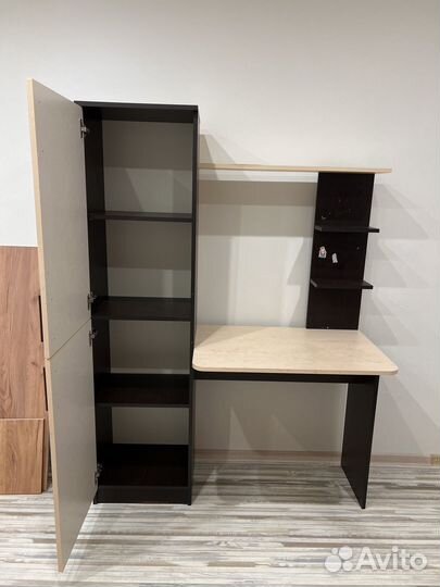 Продается школьный стол