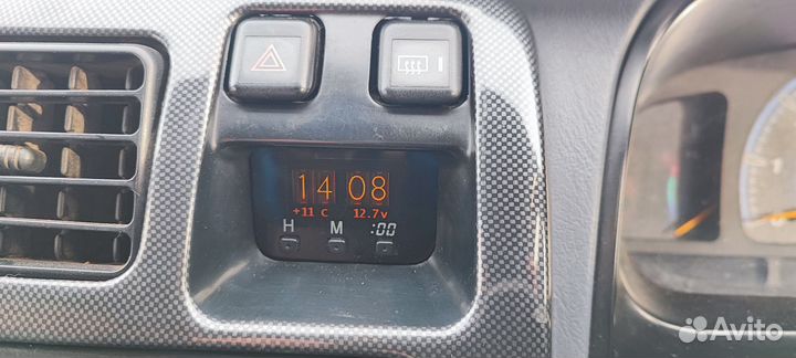 Часы в surf 185 с встроенным вольтметром