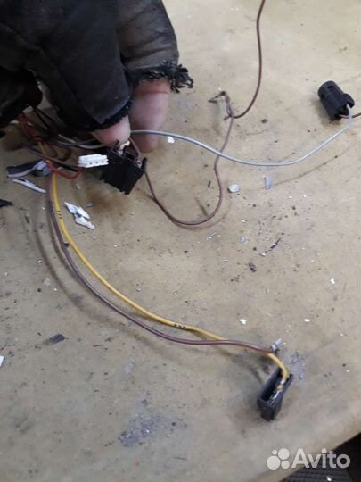 Фокус Разъем фары левой Focus 2 04-08