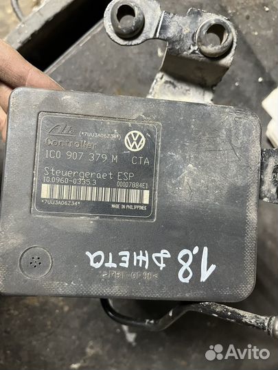 Цилиндр тормозной главный Volkswagen Bora, 1999