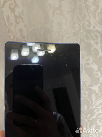 Планшет Lenovo tab3 7