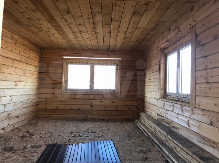 Дом 35 м² на участке 9 сот.