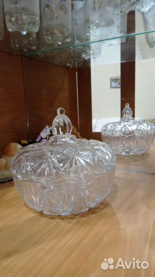 Хрустальная ваза конфетница с крышкой