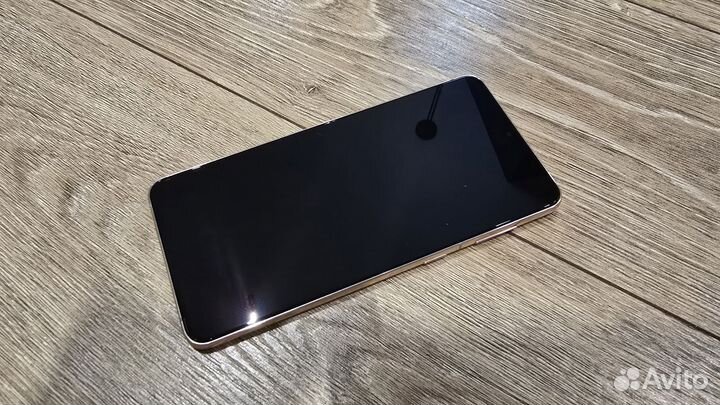 Samsung Galaxy S21+, 8/128 ГБ