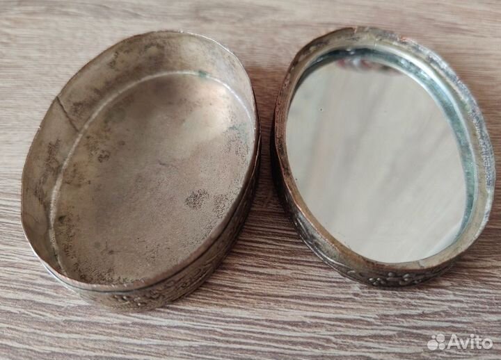 Шкатулка, табакерка