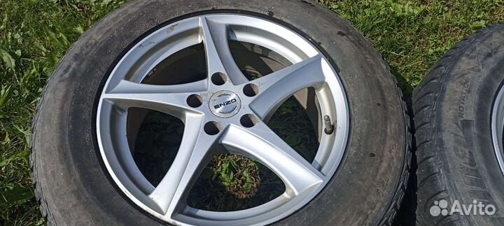 AMP Terrain Attack M/T A 235/65 R17