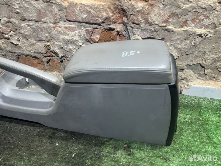 Подлокотник Volkswagen Passat B5,B5+