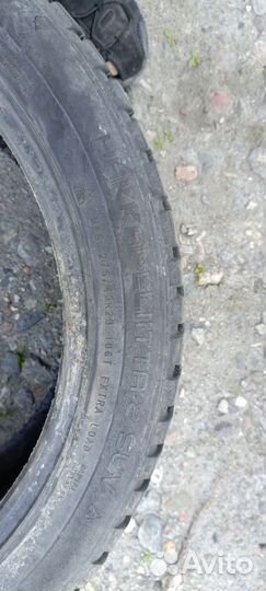 Nokian Tyres Hakkapeliitta 8 SUV 275/40 R20