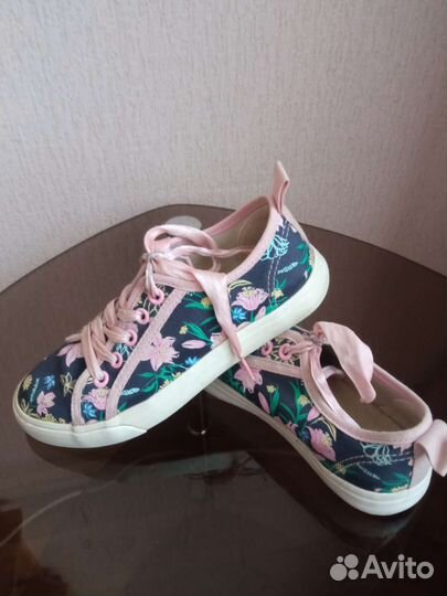 Летняя обувь для девочки