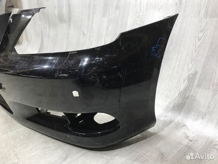 Бампер перед. toyota crown