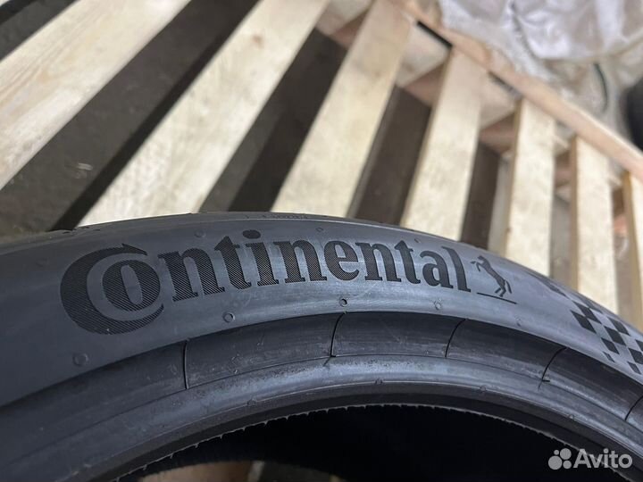 Continental ContiSportContact 7 265/35 R20 99Y